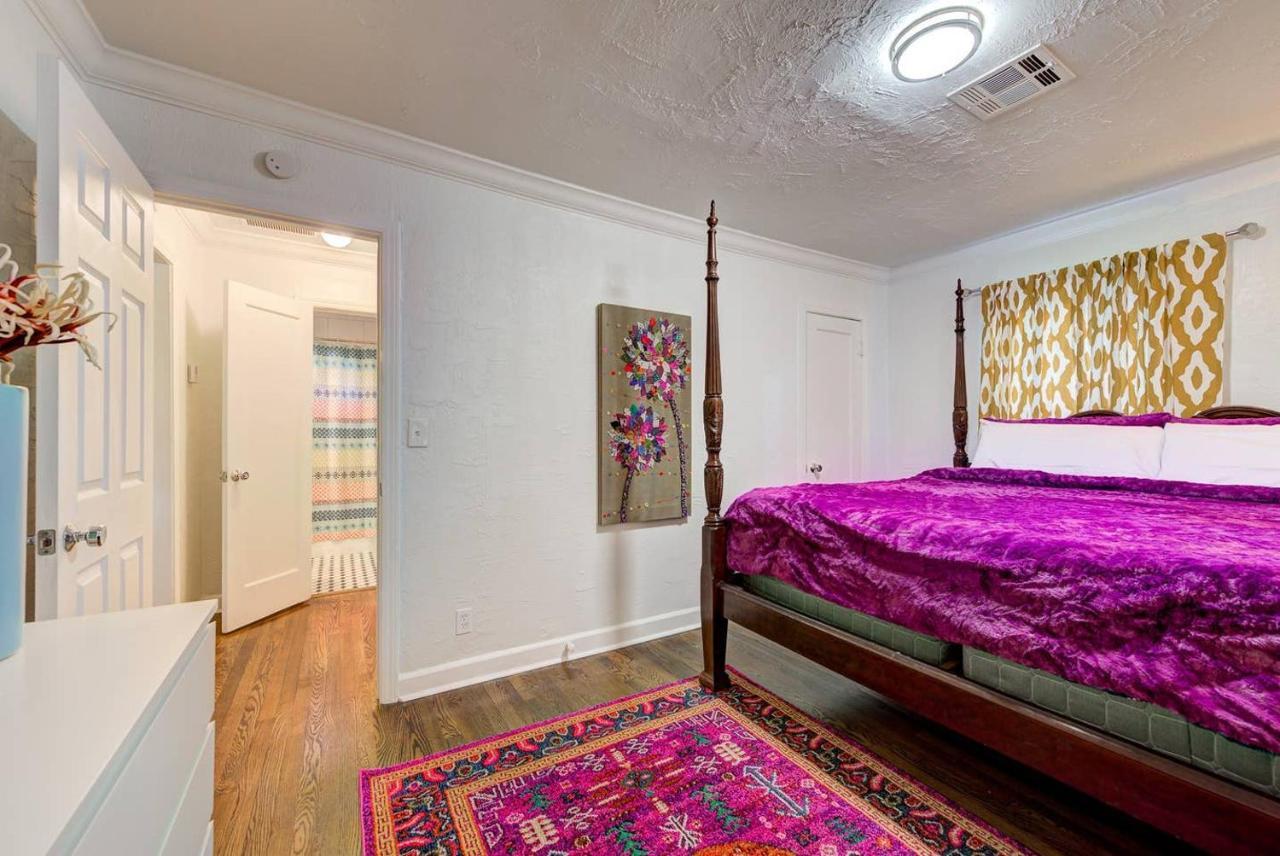 Holiday home Communal Crashpad-city Card For Local Biz Discounts *